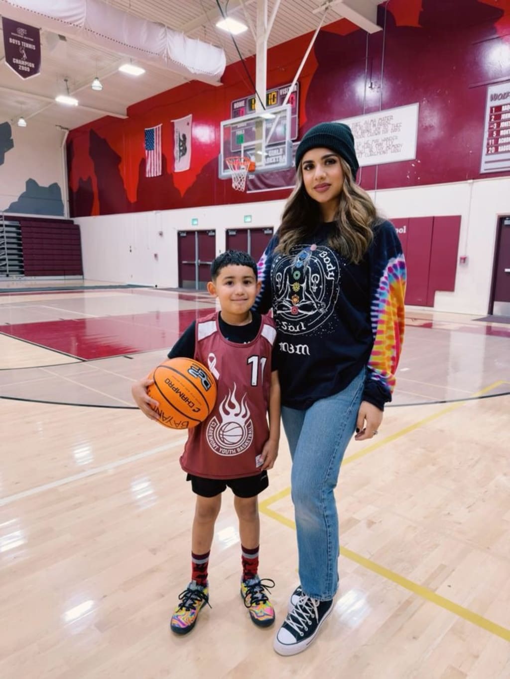 Hoopers Glow basketball